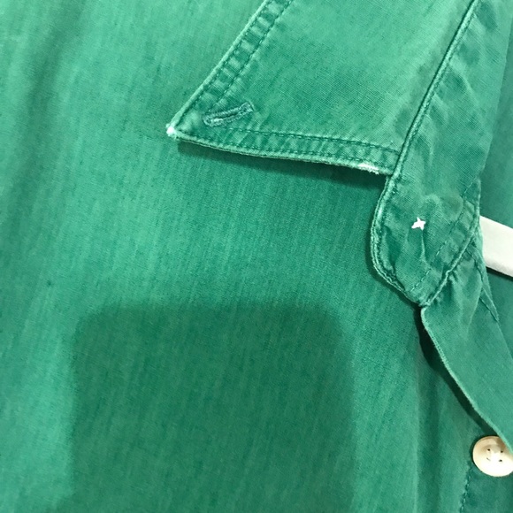 Trader Bay Short Sleeve Button Down - Picture 4 of 5